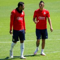 Chivas Blinda a sus Estrellas