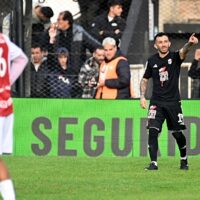 Riestra Imparable en Casa: Triunfo Clave ante Argentinos