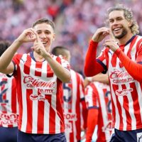 Chivas enfrenta millonaria sanción de Televisa por aliarse con Amazon Prime