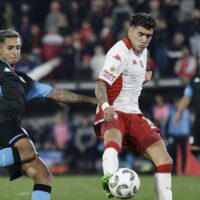 Emocionante empate sin goles entre Huracán y Racing en la Liga