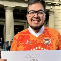 Orgullo: Titulado luce camiseta de Cobreloa y recibe emotivo homenaje