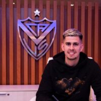 Randall Rodríguez se une a la escuadra de Vélez Sarsfield