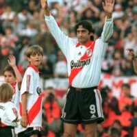 Un uruguayo en la histórica despedida de Enzo Francescoli en River Plate