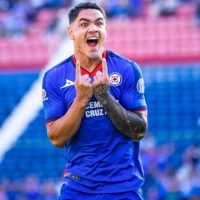 ¡’Toro’ Fernández vuelve a rugir con Cruz Azul!