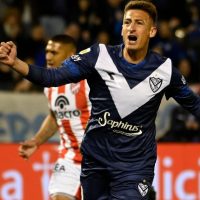 ¡Vélez Sarsfield domina a Instituto y se corona líder de la Liga!