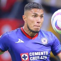 Carlos Salcedo Enciende Redes con Mensaje sobre Cruz Azul