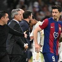 Xavi Imperturbable ante la Marea de Facturas en la Cúpula y Exjugadores