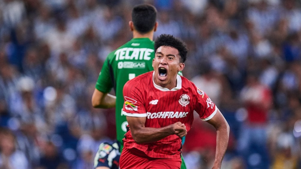 Toluca gana el partido al 87'